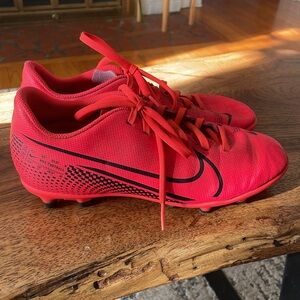 Nike mercurial soccer cleats